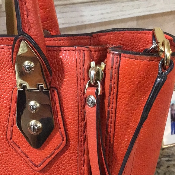 Henri Bendel A List Satchel Bag - Picture 3 of 10